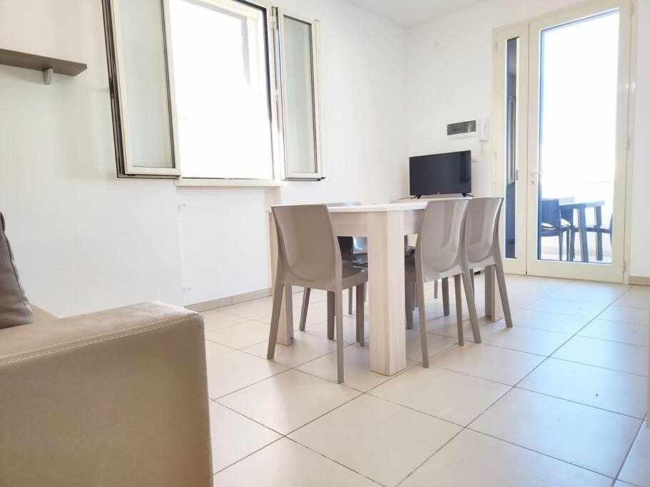 App Girasole 1A 300 Metri Dal Mare In Salento Apartment Torre San Giovanni Ugento Exterior foto